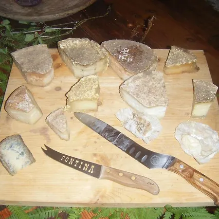 à L'hostellerie Du Paradis Hotel 3*