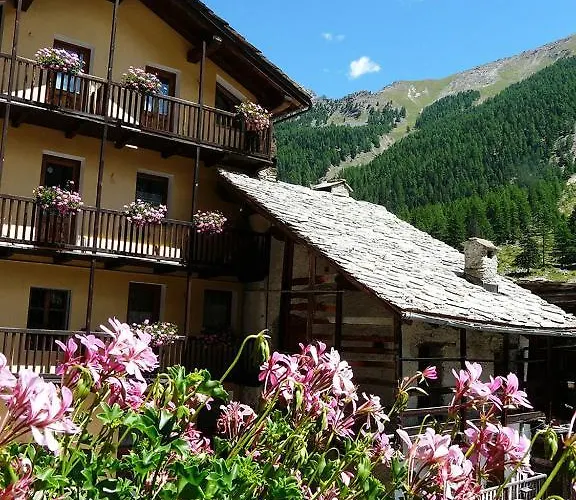 A L'hostellerie Du Paradis Hotel